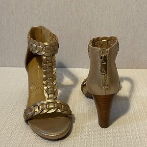 Adrienne Vittadini, golden. heel sandals. Size 7.5